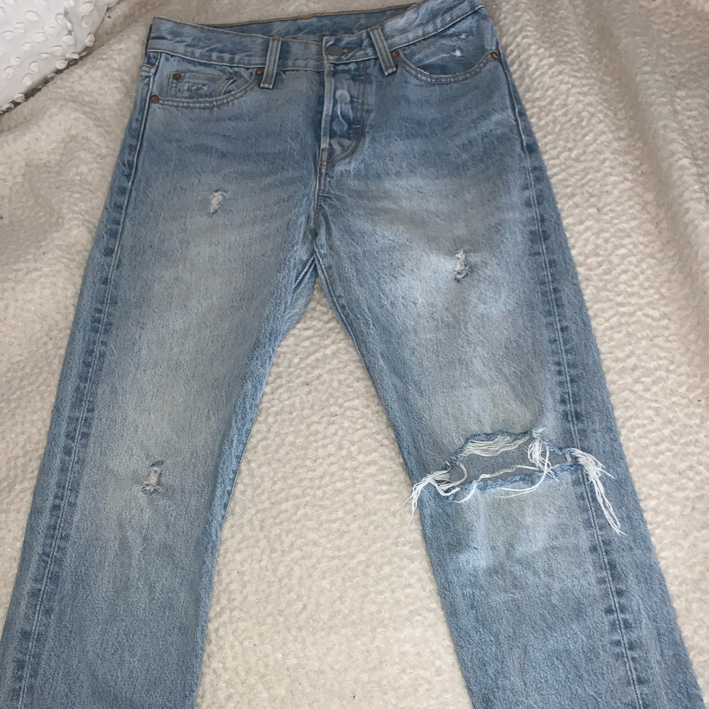 Levi’s straight leg jeans
